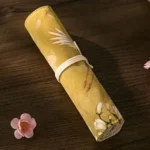 תיק בד מתגלגל בעיצוב יפני - אָטֶלְיֶה
