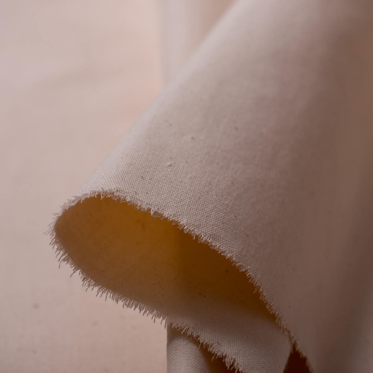 אריג כותנה גולמי 420 גרם - לפי מטר